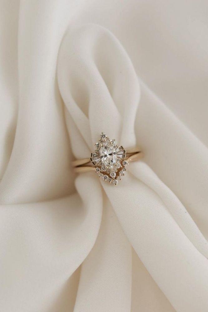 diamond engagement rings stylish marquise cut engagement rings2