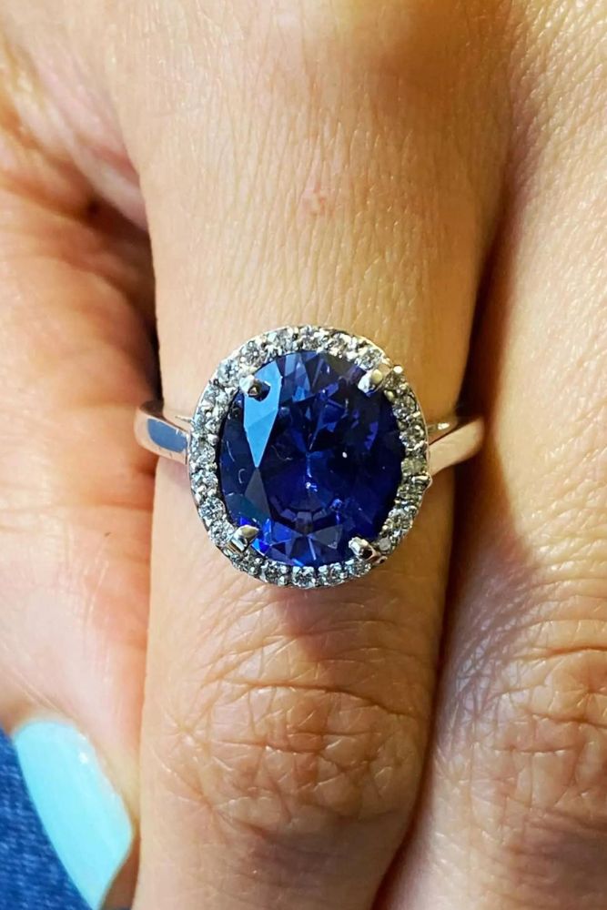 oval engagement rings halo rings