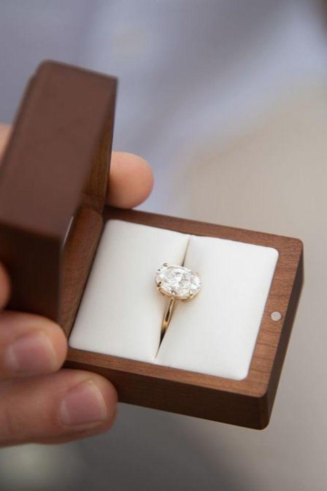 oval engagement rings in rose gold