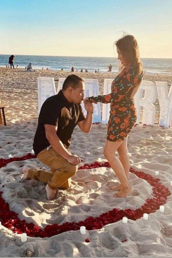 beach proposal ideas5