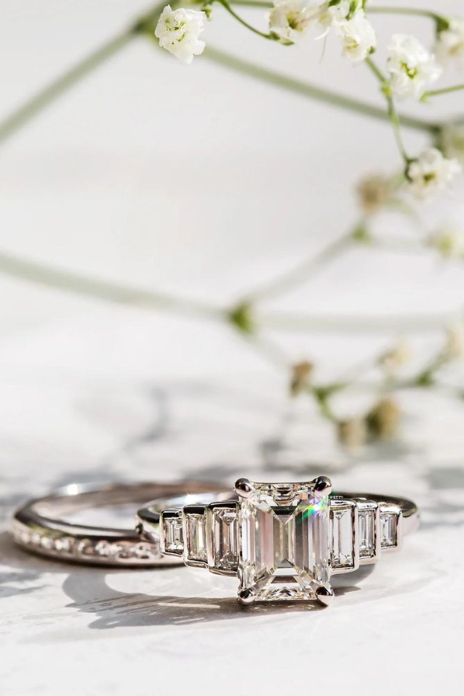 simple engagement rings emerald rings