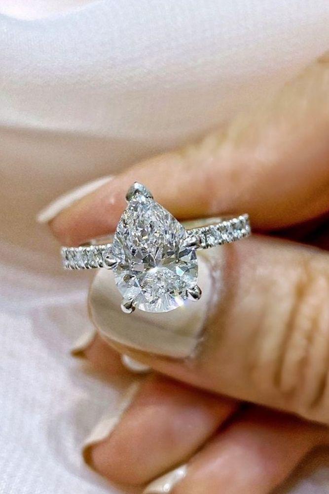 simple engagement rings pear shaped rings