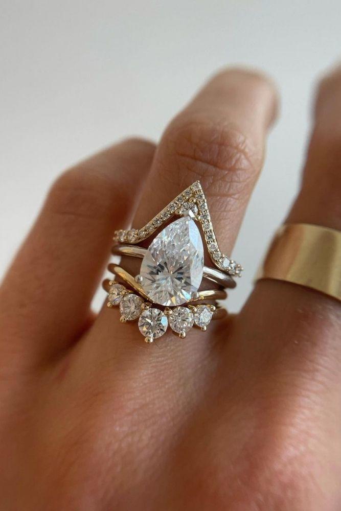 simple engagement rings pear shaped rings2