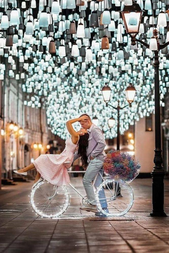 engagement photos with romantic backdrops
