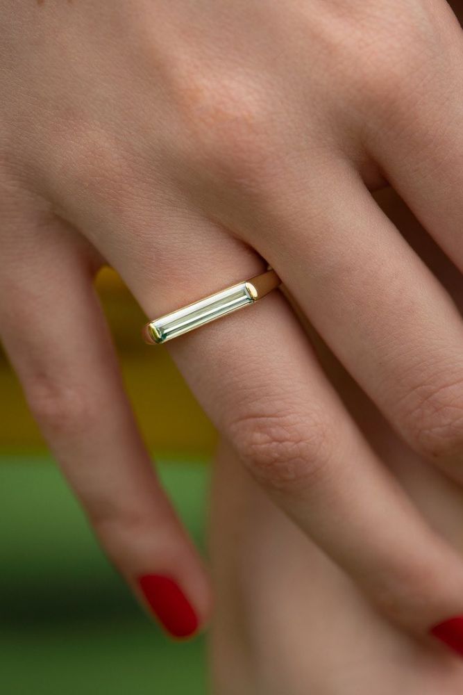 unique engagement rings baguette emerald rings1