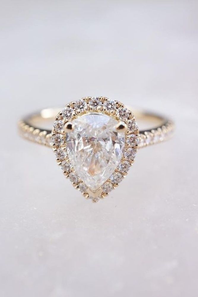 unique engagement rings pear shaped rings