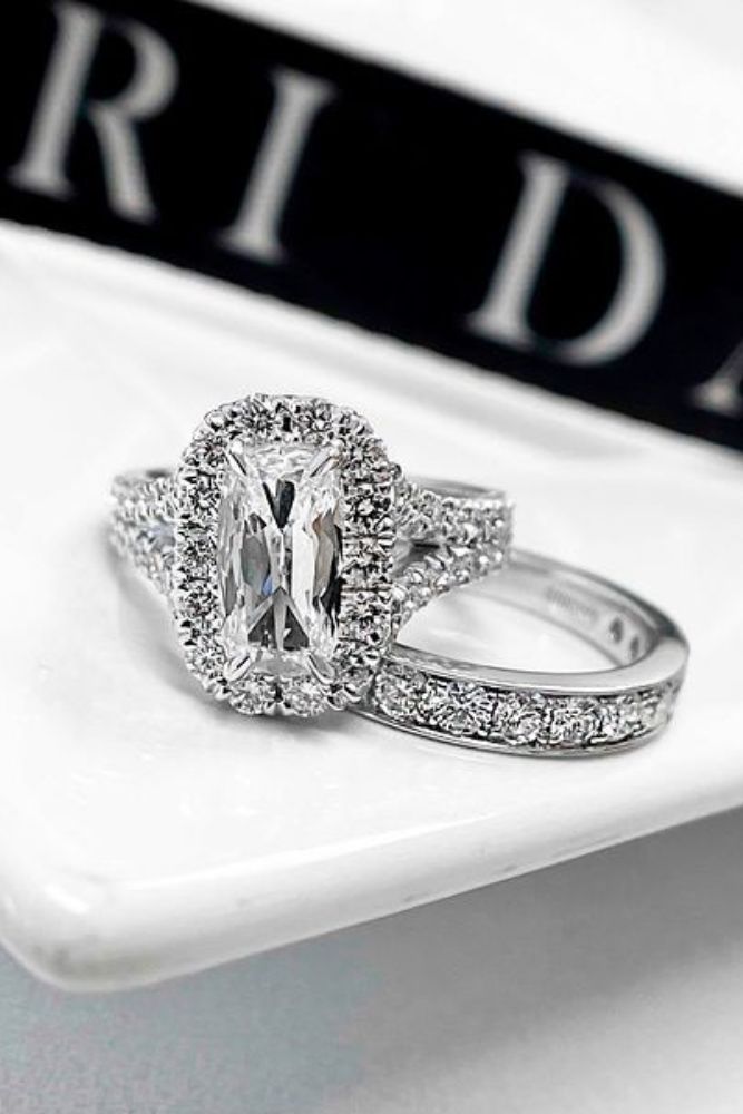 diamond wedding rings with emerald rings