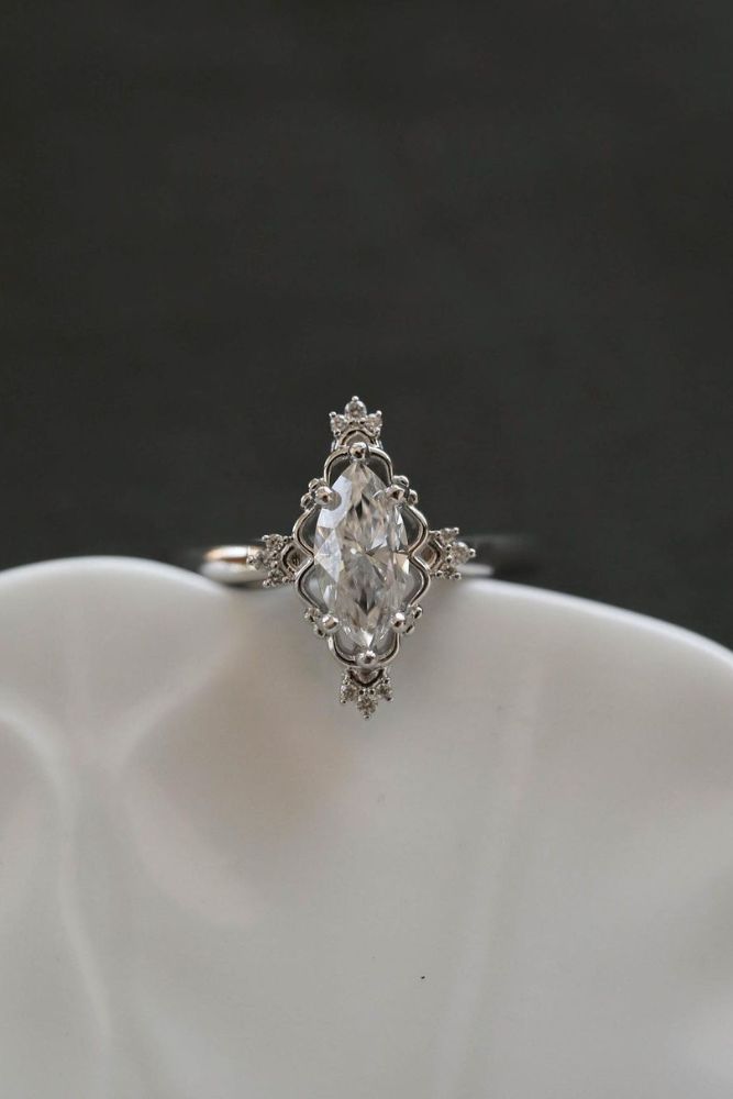 marquise diamond white gold vintage rings