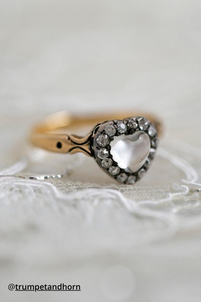 solitaire engagement rings heart shaped ring trumpetandhorn