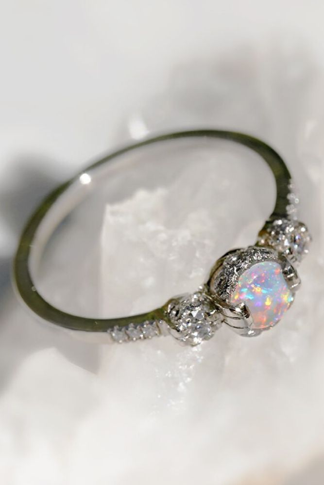 vintage engagement rings three stone rings