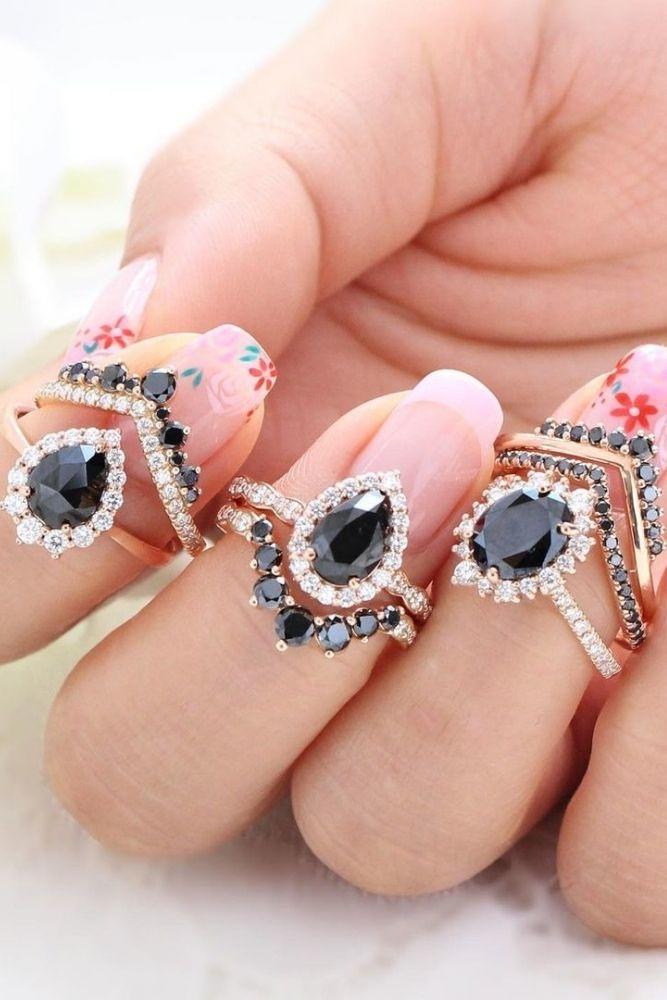vintage engagement rings with black diamonds1