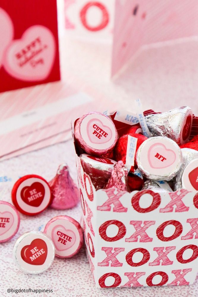 valentines day proposal valentine day candies in the box with different inscriptions bigdotofhappiness