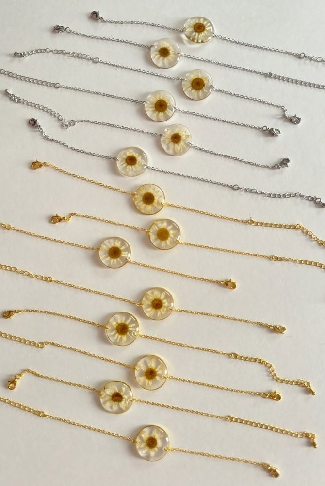 pressed flowers braceletes